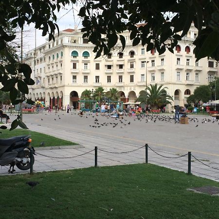 Blue City Center Boutique Apartment Tesalonika Bagian luar foto