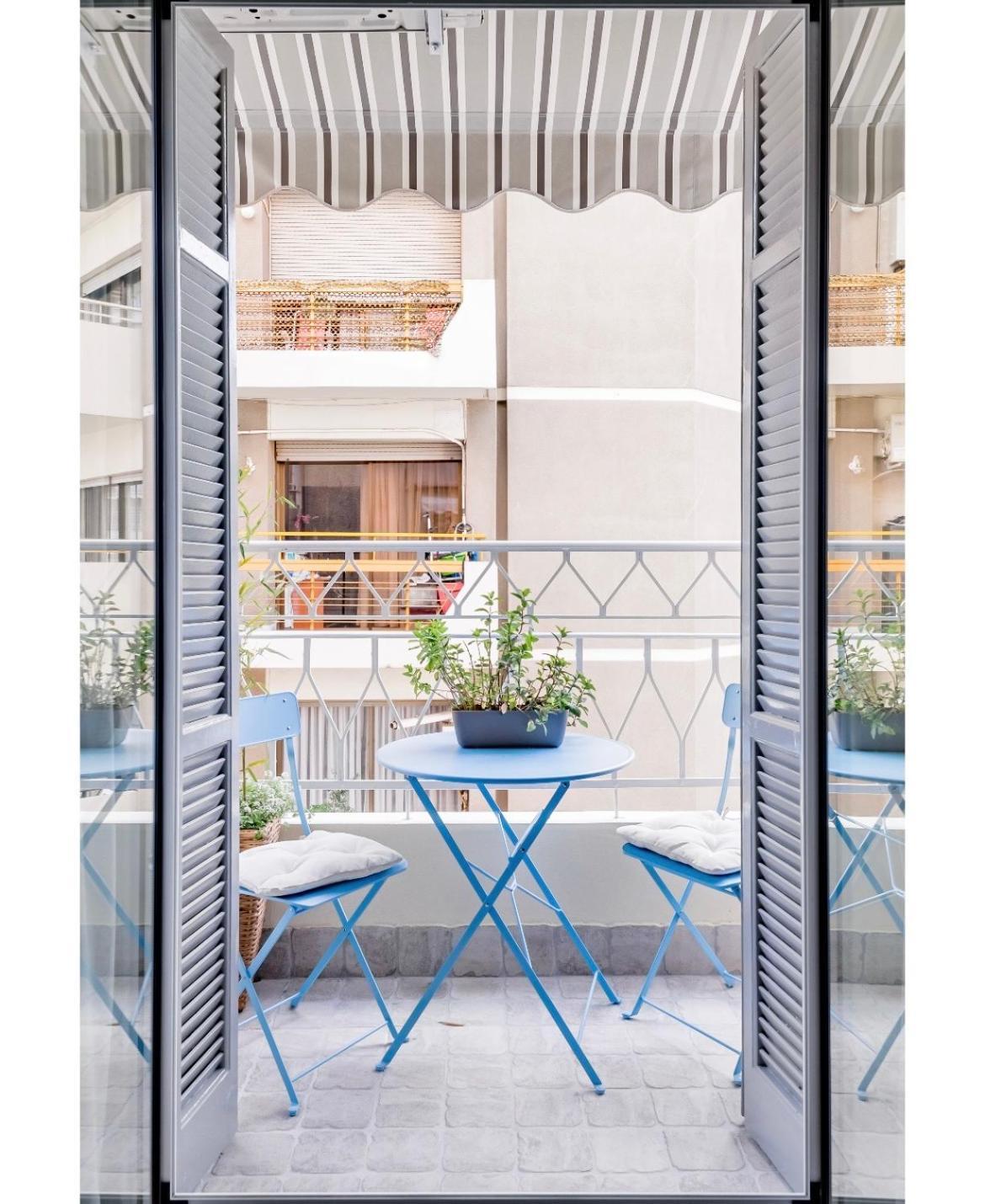 Blue City Center Boutique Apartment Tesalonika Bagian luar foto